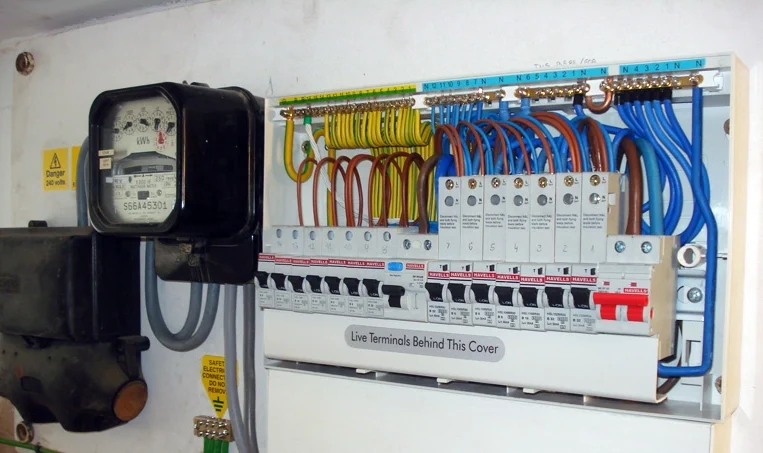 electrical-contractor-london-03